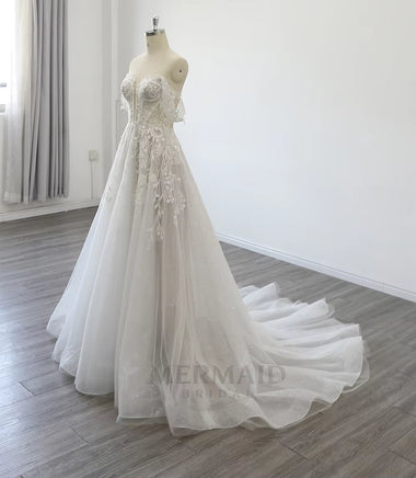 New off Shoulder V Neck Court Train Bridal Gown Lace a Line Wedding Dress