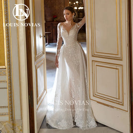 "Enchanting Mermaid Wedding Dress with Detachable Train & Long Sleeves - Elegant Lace Appliqué 2-in-1 Gown for the Perfect Bride"