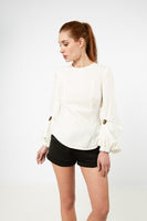 EON PARLS - Original Bell Sleeve Blouse