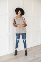 LIVING FREE BEAUTY - Original Impromptu Babe Contrast Sleeve Top