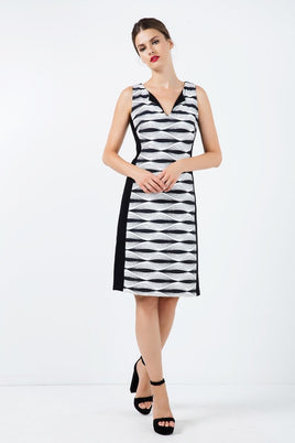 CONQUISTA FASHION - Original Black and White Sleeveless Dress