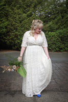 BLUSHFASHION - Original Bestseller Curvy Butterfly Sleeves Wedding Dress With Pockets #1267