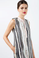 CONQUISTA FASHION - Original Striped Straight Dress With Button Detail