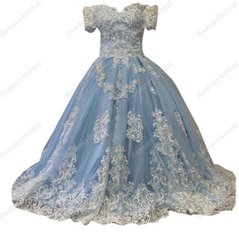 Original Vintage White Lace Light Blue Quinceanera Dresses Cheap Long  Off the shoulder with Sleeves Floor Length Tulle Prom Dress